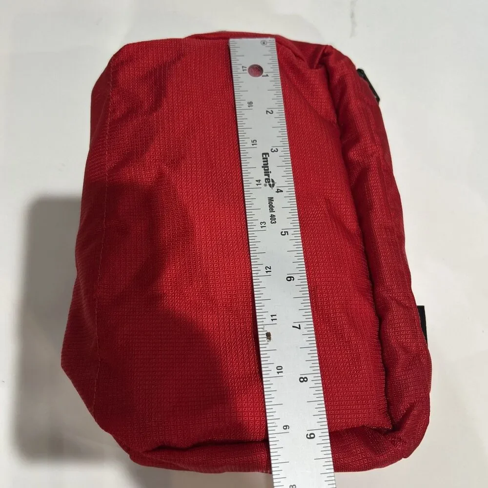 Vintage LL Bean Red Nylon Dopp Kit Travel Toiletry Bag Zippered Pockets